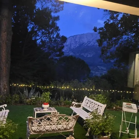 Hassin Bed & Breakfast Isnello